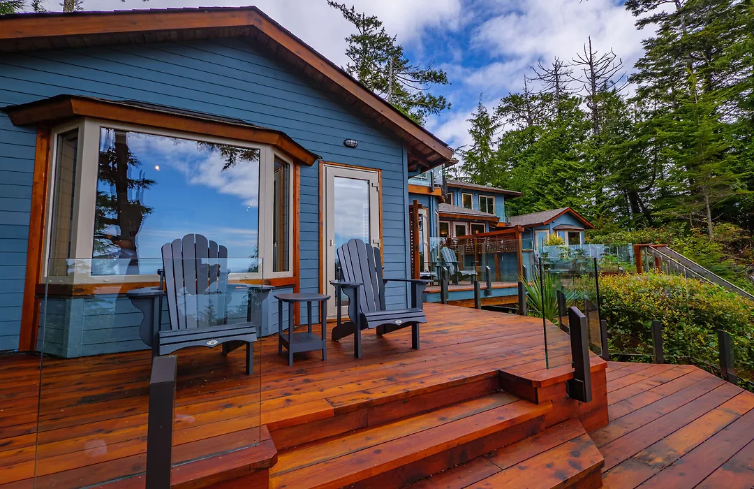 Snug Harbour Inn-1